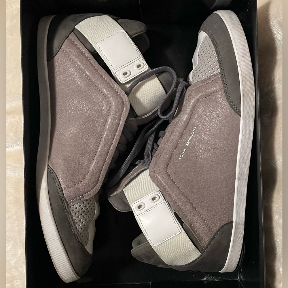 Y-3 Yohji Yamamoto Kazuhiri grey Sportstyle Men’s sneaker Adidas